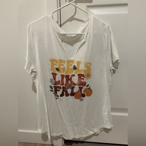 Maurices tee size large